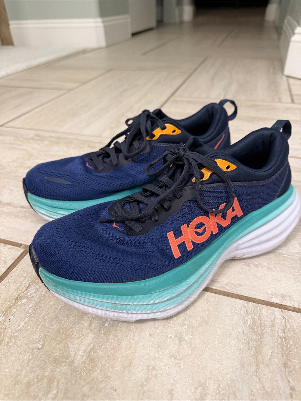 Hoka Bondi 8 Running Shoes Size 8